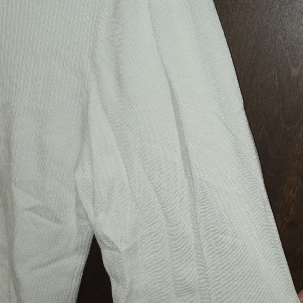NWT Colori White sweater - Picture 3 of 5